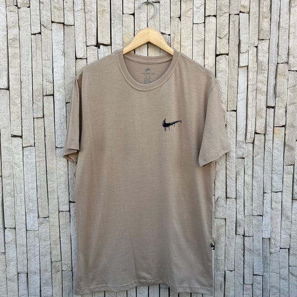 Camiseta 30.1 Premium Nike