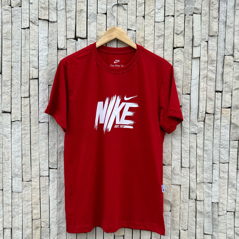 Camiseta 30.1 Premium Nike