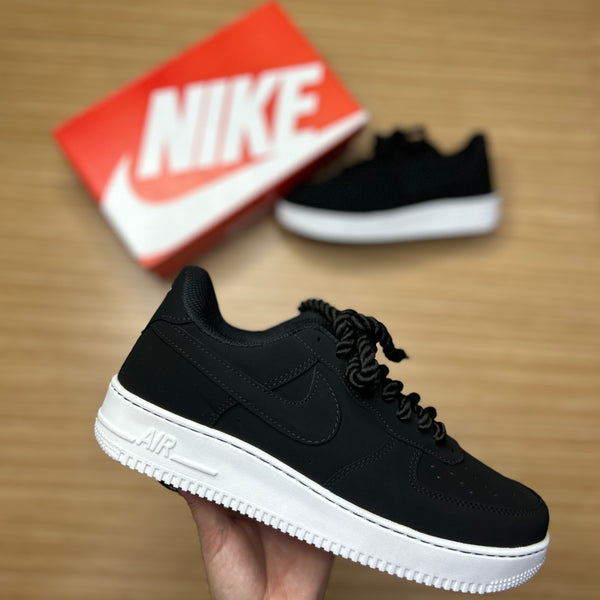Nike Air Force 1 - Preto