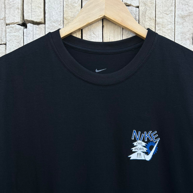Camiseta 30.1 Premium Nike